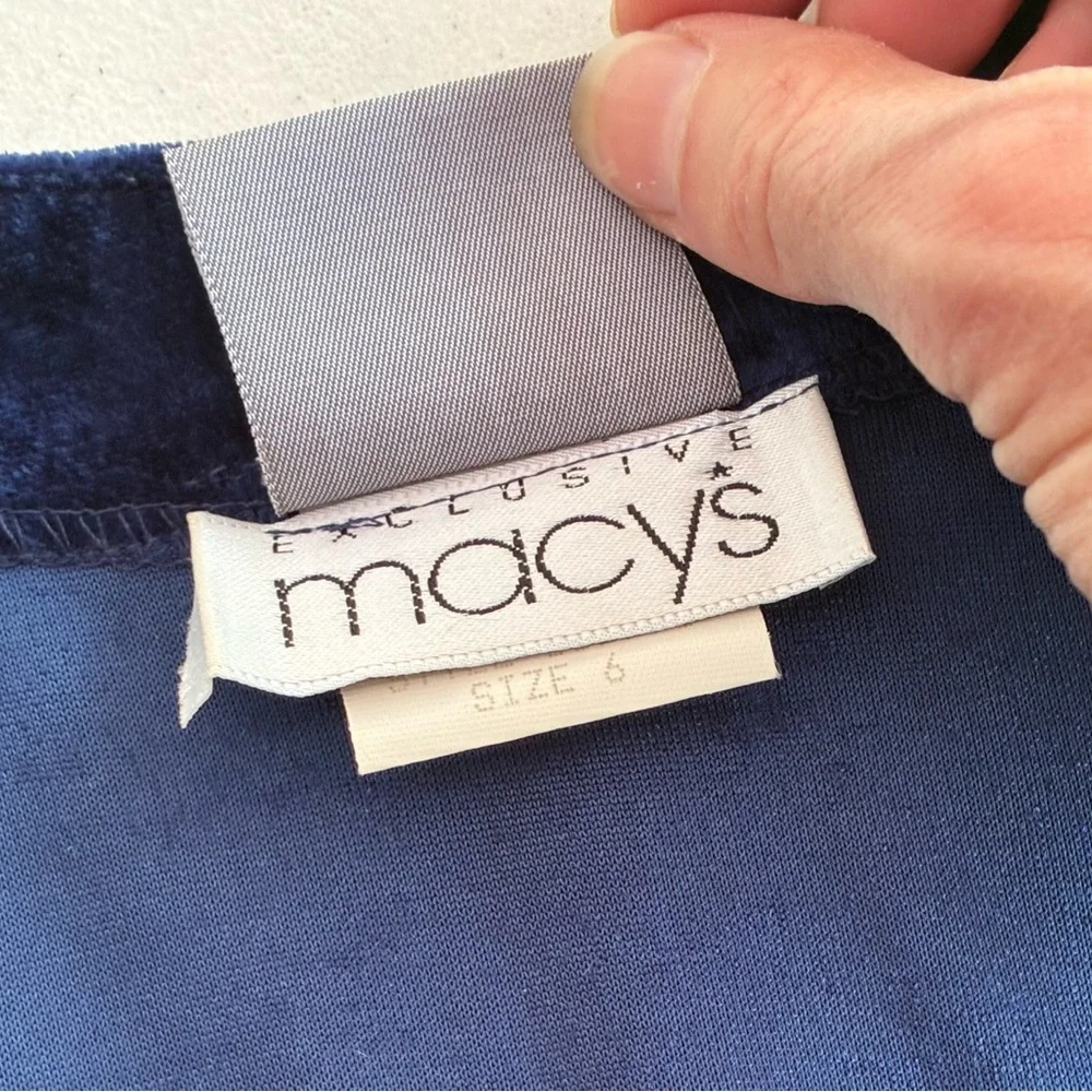 Vintage 90’s Rabbit Rabbit Rabbit Velvet and Pleated Navy Dress - Picture 4 of 11